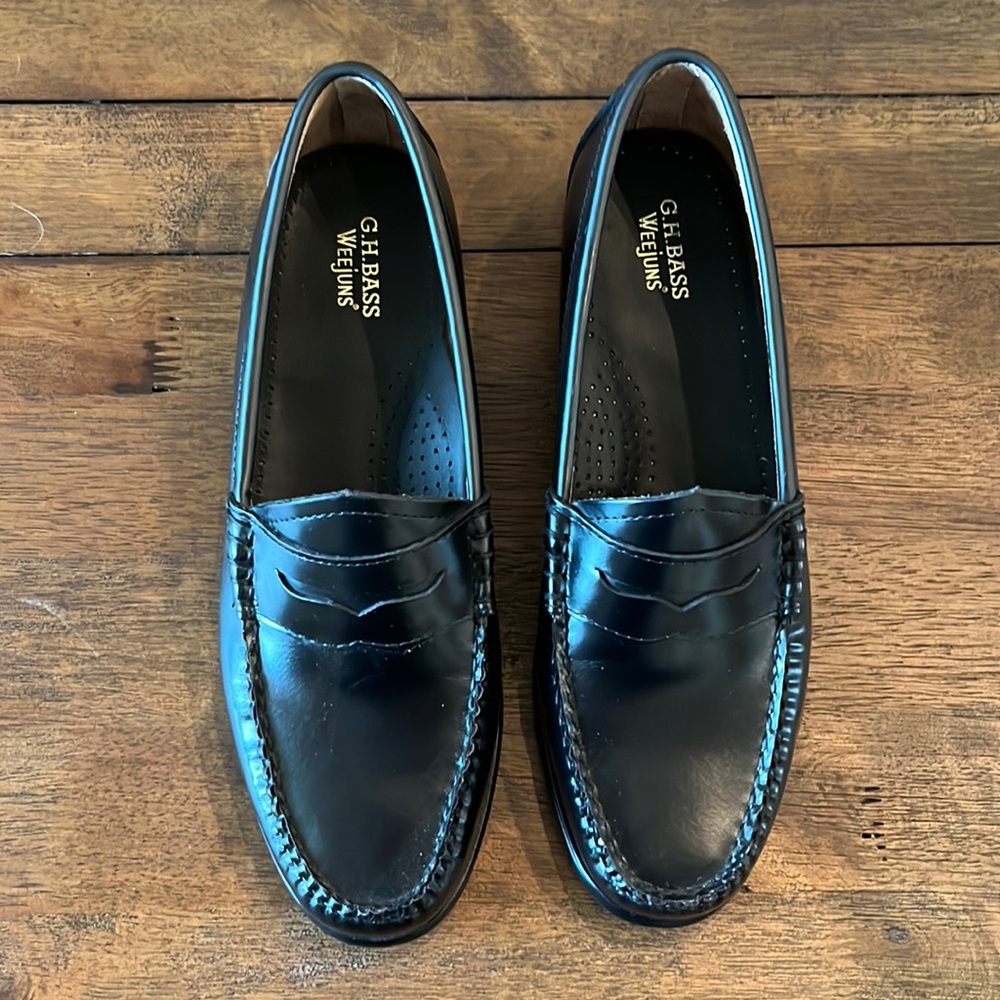 G.H. BASS WOMENS WHITNEY WEEJUNS LOAFER